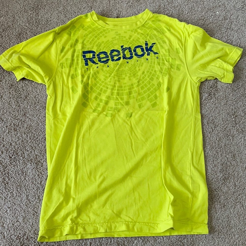 Men’s Medium Reebok Training Shirt